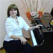 Lenguaje musical y solfeo, piano, clarinete y saxofón – Profesor titulado con premios internacionales y 40 años de experiencia